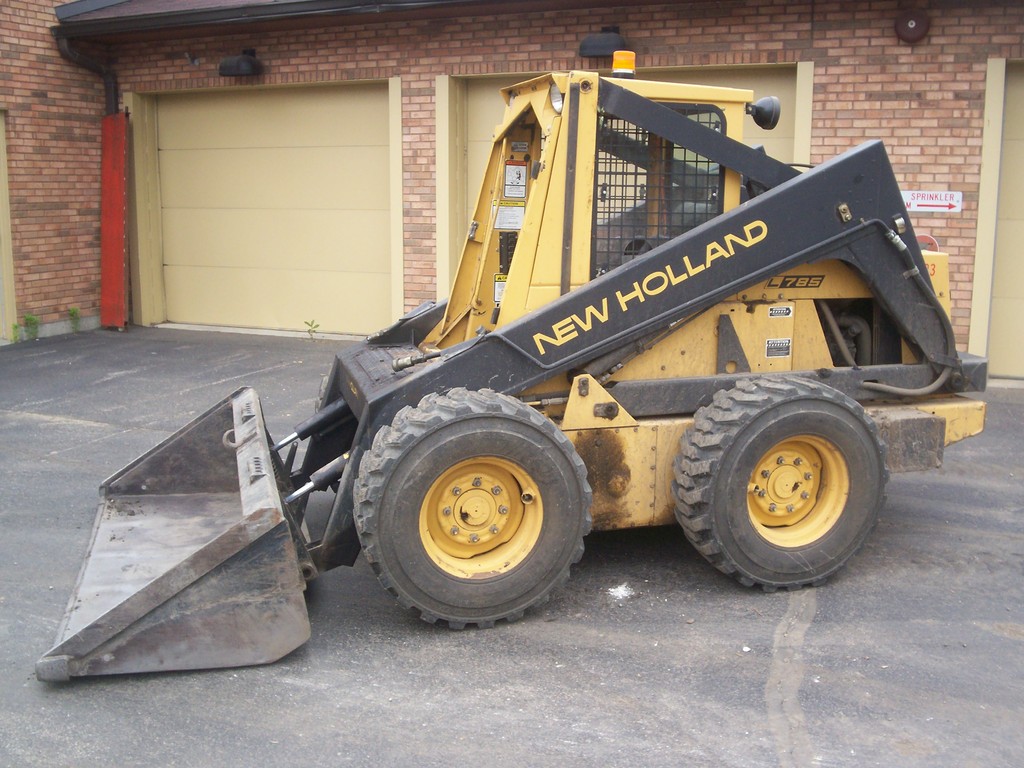 New Holland L785 Skid Steer Parts