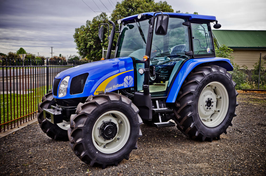 New Holland T5040 Tractor Parts